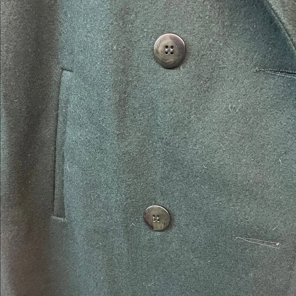 Chic Forest Green Double-Breasted Trench Coat - Picture 4 of 6